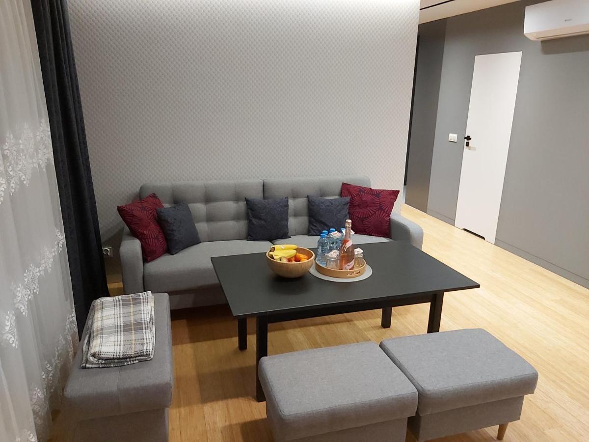 Wizjonerow Luxury Apartment & Garage คราคูฟ ภายนอก รูปภาพ